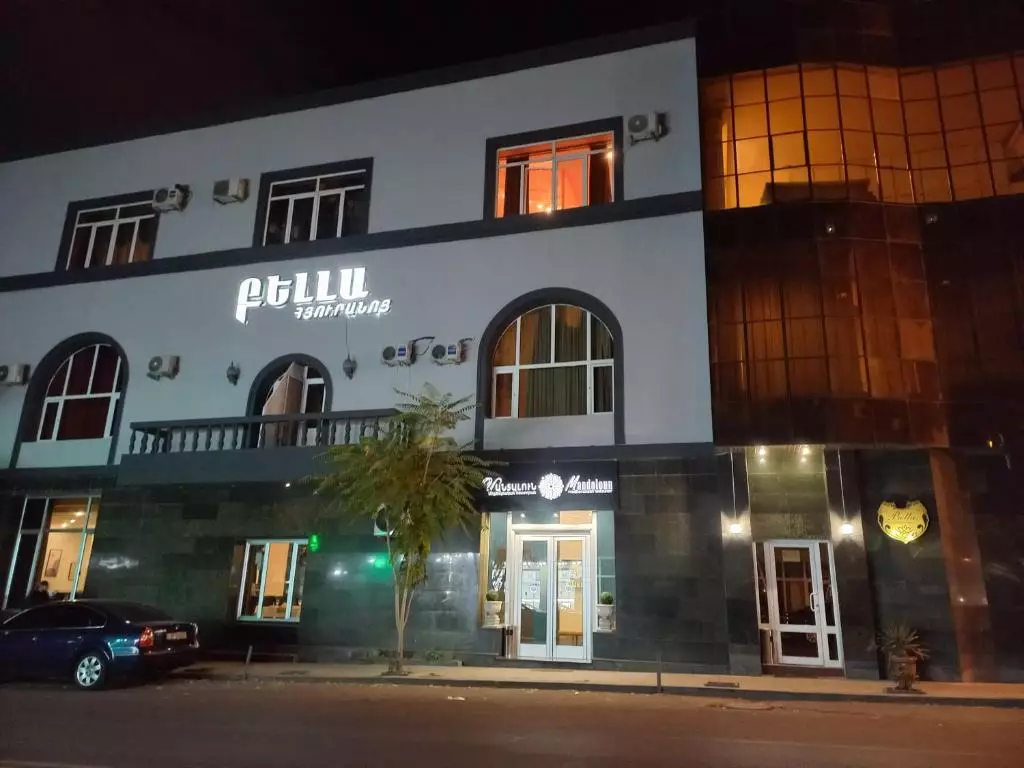 NEW BELLA HOTEL